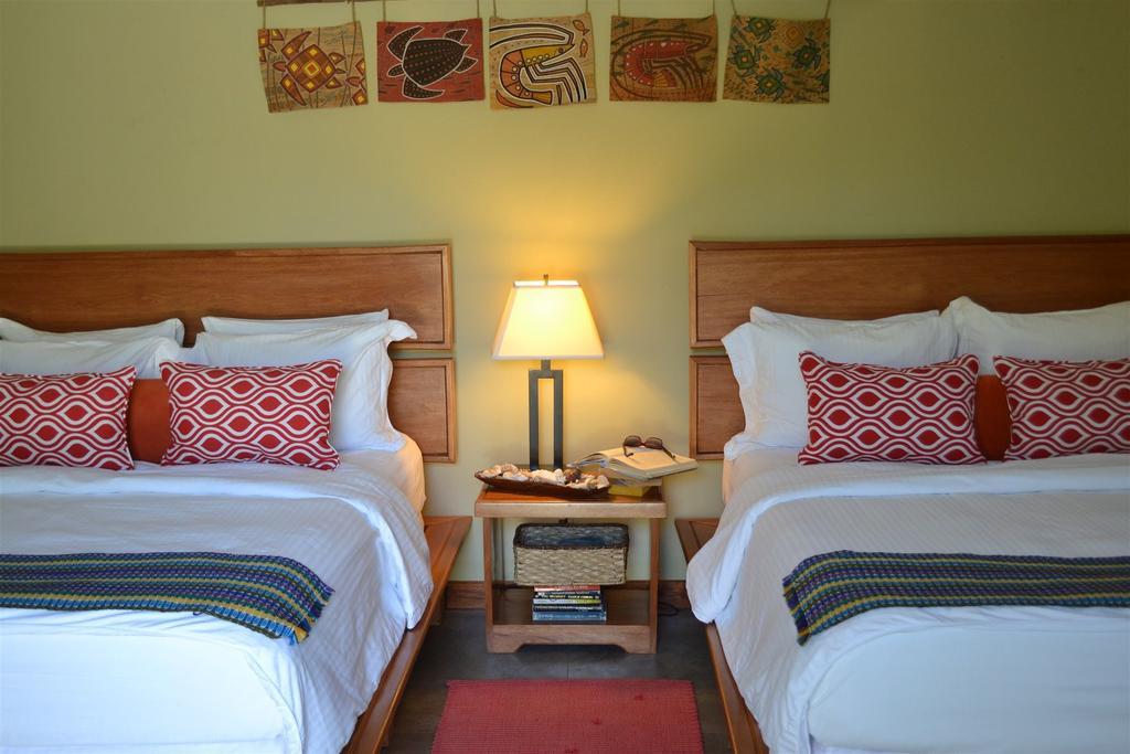 Soma Surf Resort Tola Extérieur photo
