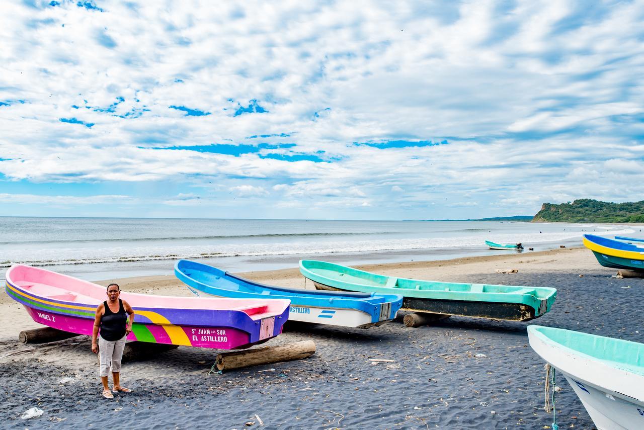 Soma Surf Resort Tola Extérieur photo
